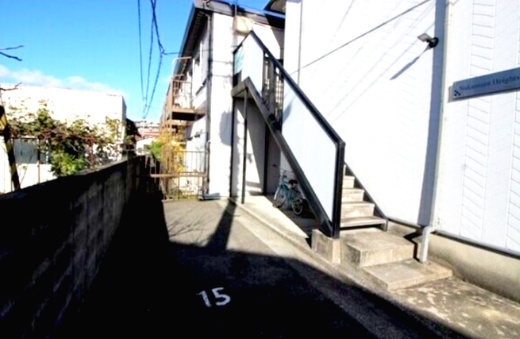 中村ハイツⅡのエントランス