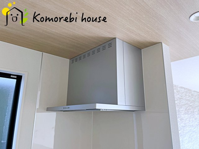 北本市下石戸下　5期　新築一戸建て　グラファーレ　02のキッチン|コンパクトなキッチンで掃除もラクラク
