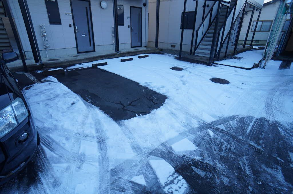 オーロハウス Ｂの駐車場