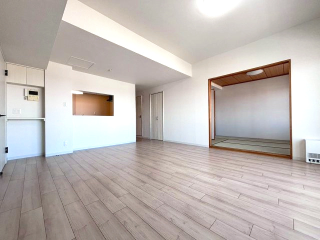 ロイアルヒルズ宮の森の居間・リビング