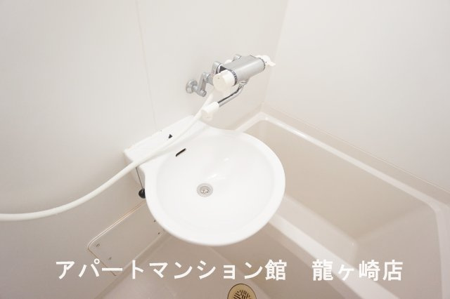 レオパレスプレミールの洗面所