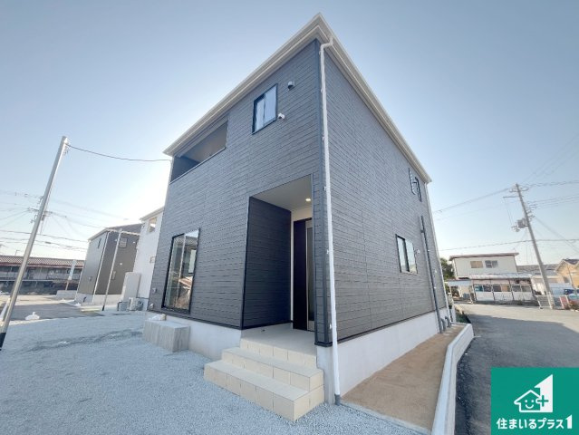 姫路市飾磨区堀川町　第1期　新築一戸建ての外観|安心の10年保証！外観を美しく保ち、雨水で汚れを落とします！気になることがありましたら、お気軽にお問い合わせください！