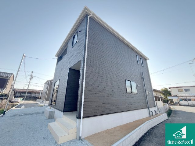 姫路市飾磨区堀川町　第1期　新築一戸建ての外観|お客様に長く安心して住んでいだだける事にこだわった家づくり！住んでからのアフターサービスにもしっかりと取り組んでいます！