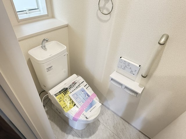川越市笠幡　新築一戸建て　3号棟のトイレ|清潔感のあるトイレです