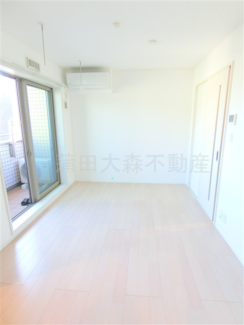 ポウドカープエムの居間・リビング