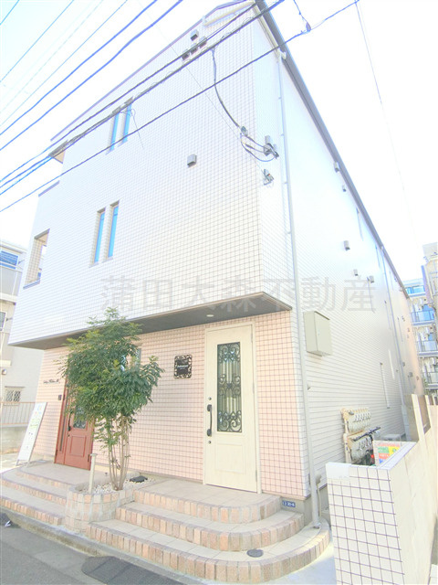 ポウドカープエムの外観