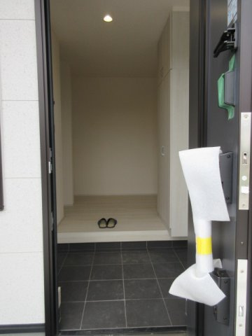 【仲介手数料無料】新築戸建　深谷市田中791-1（全3棟）の玄関