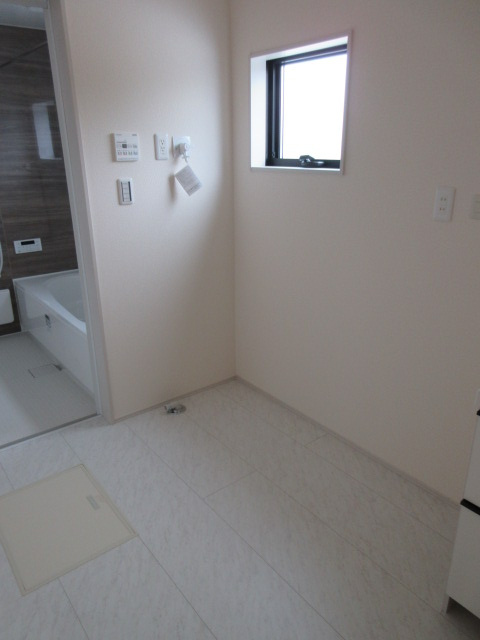 【仲介手数料無料】新築戸建　深谷市田中791-1（全3棟）のランドリースペース