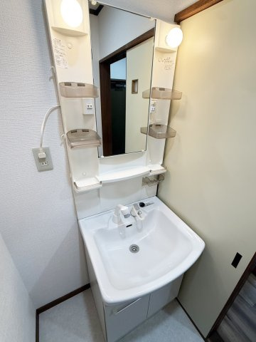 田園ハイツの独立洗面台|募集中（101号室）室内です（2026年1月現在）