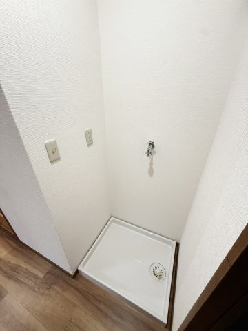 田園ハイツのランドリースペース|募集中（101号室）室内です（2026年1月現在）