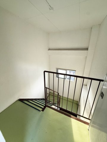 田園ハイツのその他共用部分|共用部踊り場です（2026年1月現在）
