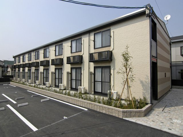 静岡市葵区瀬名川２丁目のアパート