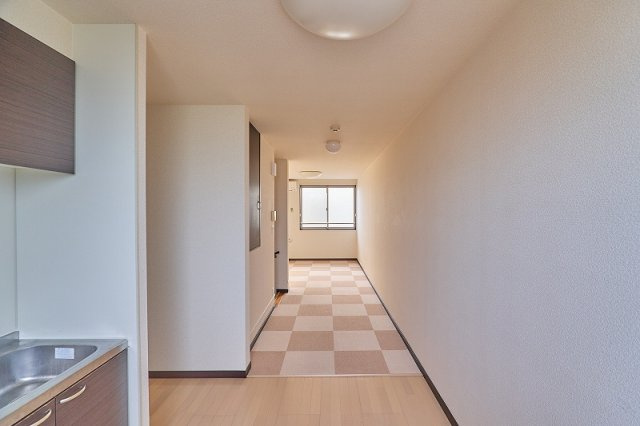 静岡市駿河区広野５丁目のアパートの居間・リビング|２階