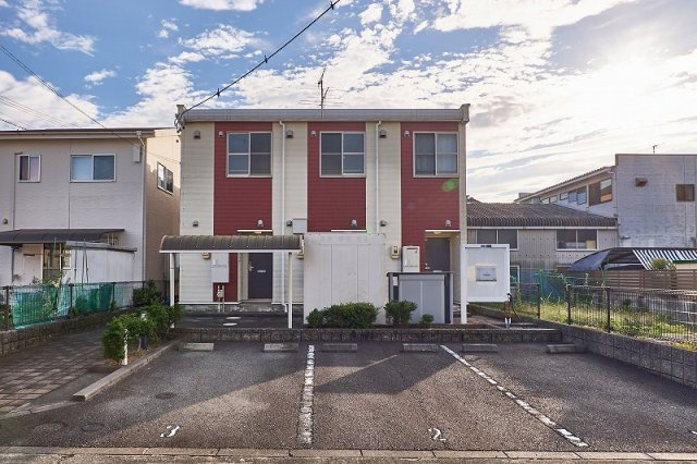 静岡市駿河区広野５丁目のアパート
