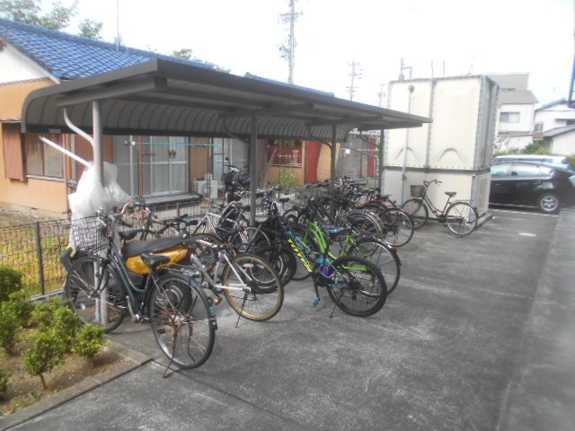 静岡市駿河区下川原３丁目の賃貸マンションのその他|駐輪場
