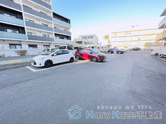 【駐車場】
