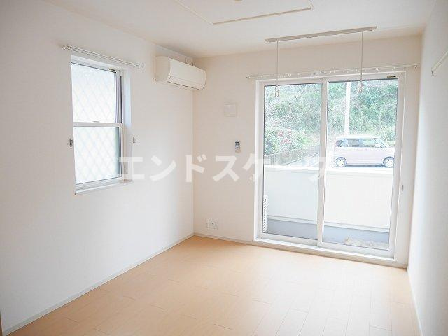 カーサ　モレラの居間・リビング|高崎、前橋のお部屋探しはエンドスケープまで！お客様の理想お聞かせ下さい♪