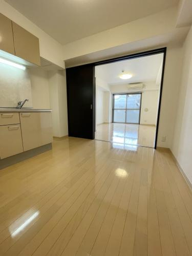 CONFORT NISHIHIROの居間・リビング