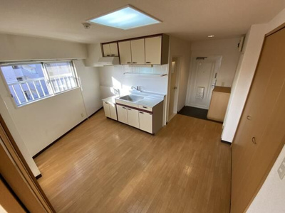 【居間・リビング】 | クリーンハイツ恵比寿 | 居間です