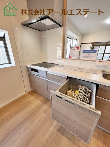 加古川市野口町良野　　中古戸建のキッチン