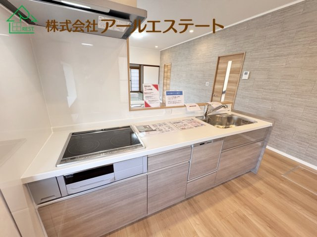 加古川市野口町良野　　中古戸建のキッチン