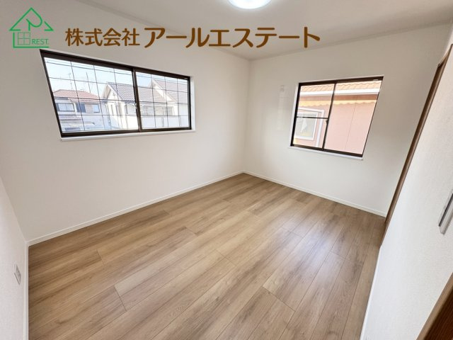 加古川市野口町良野　　中古戸建の子供部屋
