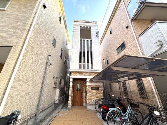 アビタ青木パークサイドの外観