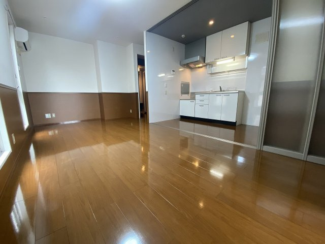 ロイヤルヒルズ武蔵浦和の居間・リビング