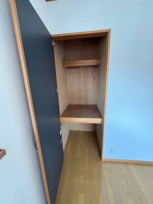 【収納】 | 信森ハイツ | 洋室6帖の収納