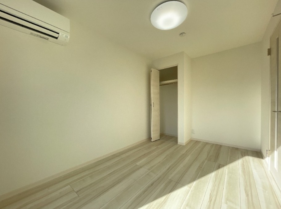 川崎市多摩区登戸のアパートの寝室