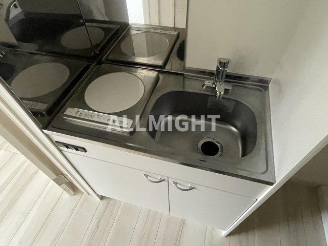 川崎市多摩区登戸のアパートのキッチン