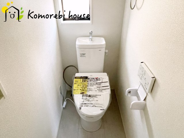 北本市下石戸下　5期　新築一戸建て　グラファーレ　04のトイレ|シンプルで使いやすいトイレです