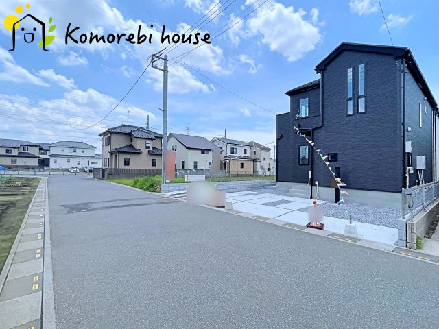北本市下石戸下　5期　新築一戸建て　グラファーレ　04の前面道路含む現地写真|前面道路含む現地写真です