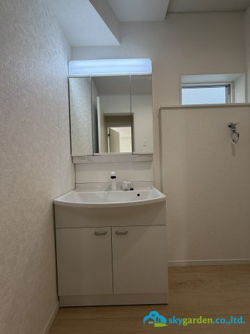 平塚市達上ヶ丘第４　新築戸建　全2棟2号棟の独立洗面台