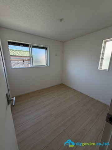 平塚市達上ヶ丘第４　新築戸建　全2棟2号棟の子供部屋