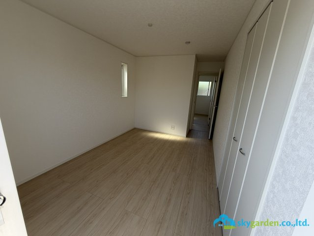 平塚市達上ヶ丘第４　新築戸建　全2棟2号棟の洋室