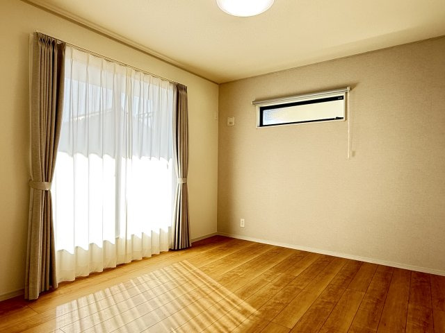 川越市笠幡　未入居戸建ての寝室|落ち着いた色調の寝室です