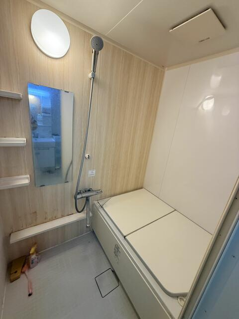 名古屋市昭和区川原通１丁目の中古マンションの浴室