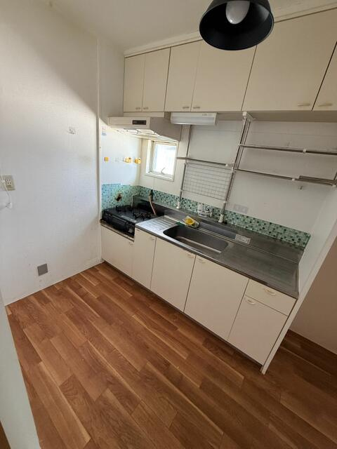 名古屋市昭和区川原通１丁目の中古マンションのキッチン