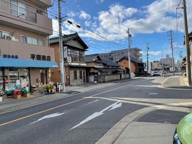 ハツミビルの外観