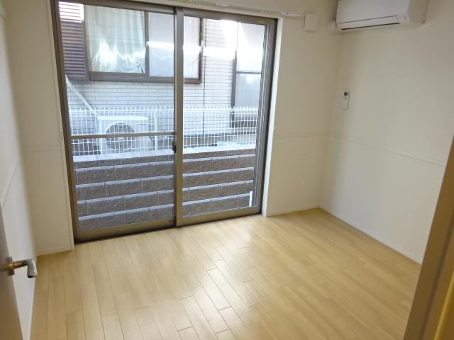 ハッピークローバーⅡの内装|洋室