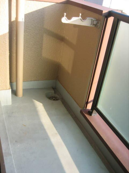 【バルコニー】