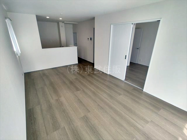 【居間・リビング】の画像