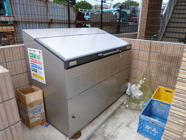 リブリ・ガーデンのその他共用部分|敷地内専用ごみ置き場あります。