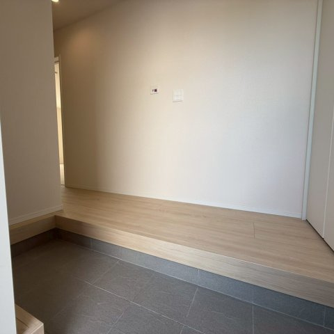 新築戸建　富士市増川　第3　全5棟　4号棟の玄関|シンプルで使いやすい玄関です