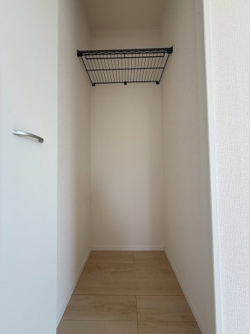 新築戸建　富士市増川　第3　全5棟　4号棟の収納|小物を収納するのに便利です