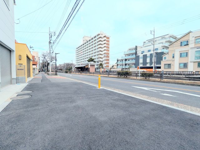 葛飾区亀有４丁目の新築戸建の前面道路含む現地写真|～広々前面道路含む現地写真～