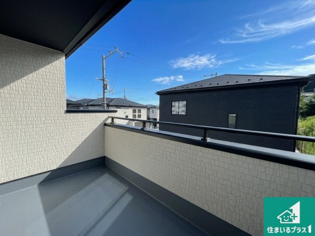 ★現地見学可能！★大津市坂本　新築一戸建てのバルコニー|日当たりのよいバルコニー！お部屋が開放的に！