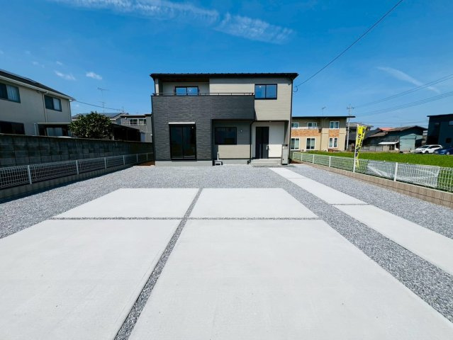 【Livele Garden】　栃木市大平町西水代　第２０　全1邸の外観|○外観○
カースペース並列3台駐車可♪
2026年4月撮影
