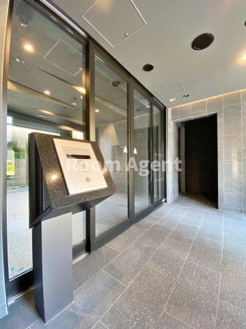 ディアレイシャス矢場町のエントランス